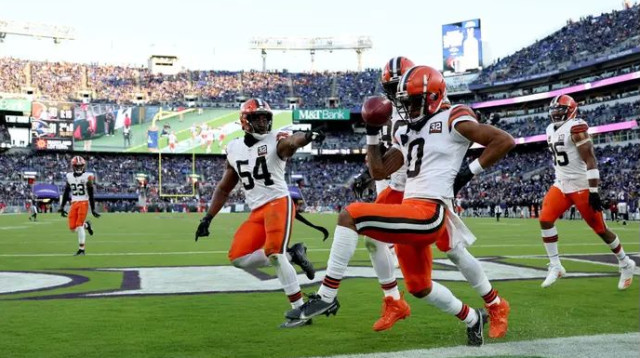 עם שער שדה לקראת הסיום, קליבלנד ממשיכה לעשות שרירים (צילום: GettyImages, Scott Taetsch)