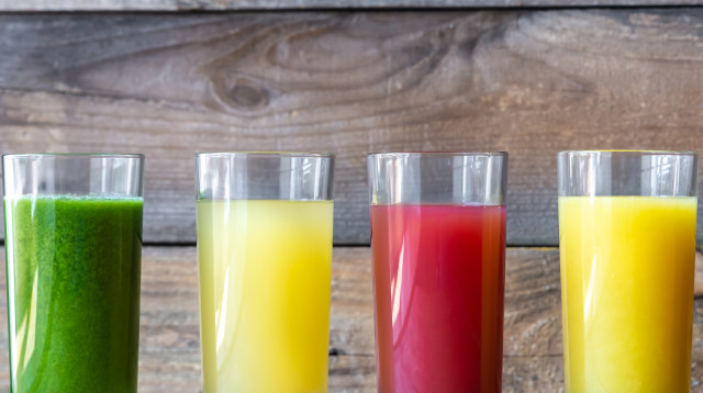 מיצי פירות (צילום: אינג'אימג')