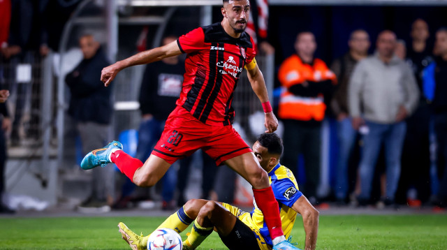 חוזר להנהיג את הגנת אום אל פאחם. עמיד מחאג'נה (צילום: מאור אלקסלסי)