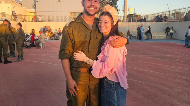 ניר קצין גולני (צילום: ארנולד נטייב)