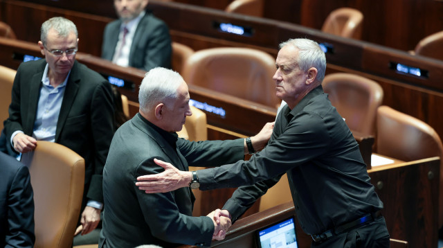 גנץ ונתניהו (צילום:  נעם ריבקין פנטון, פלאש 90)