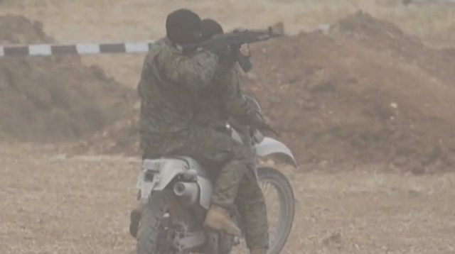 אימון של כוח רדואן של חיזבאללה (צילום: רשתות ערביות)