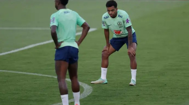 הזמן של ויניסיוס ורודריגו לקחת את הנבחרת על הכתפיים (צילום: רויטרס)