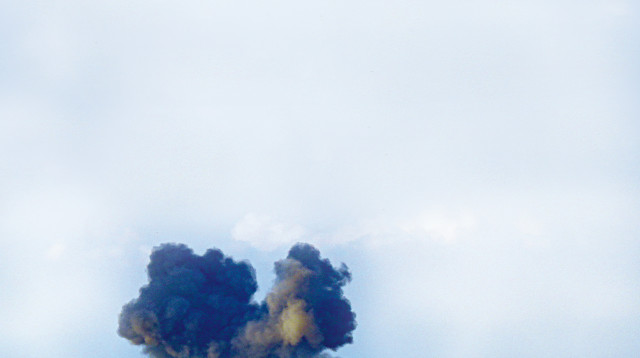 עשן מיתמר בגבול לבנון (צילום: איל מרגולין, פלאש 90)