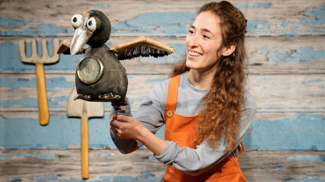 אורחת פורחת של תיאטרון אורנה פורת  (צילום: יוסי צבקר)