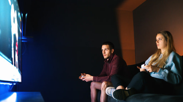 המהדורה המרכזית (וזו שאחריה, וזו שאחריה) (צילום: gilaxia gettyimages)