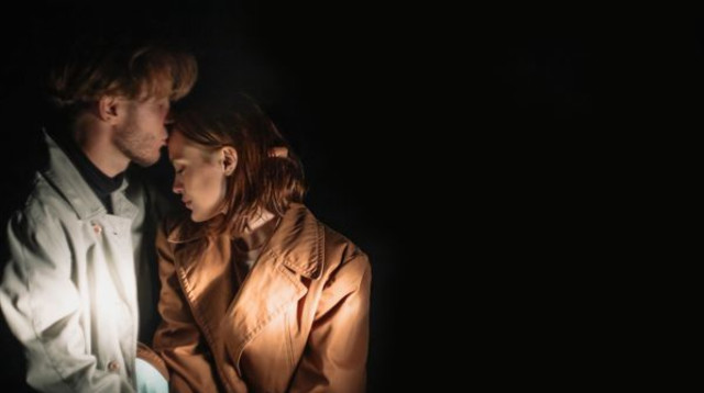 לחוות נורמליות במציאות לא נורמלית: אינטימיות זוגית בעת מלחמה (צילום: Shutterstock)