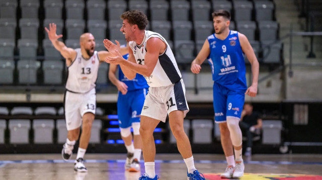 אופק מלכה, א.ס. רמת השרון (צילום: אתר רשמי, איגוד הכדורסל הישראלי)