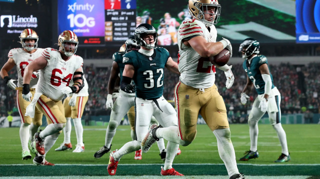 שחקן סן פרנסיסקו פורטי ניינרס כריסטיאן מקאפרי (צילום: אימג'בנק  GettyImages, Tim Nwachukwu)