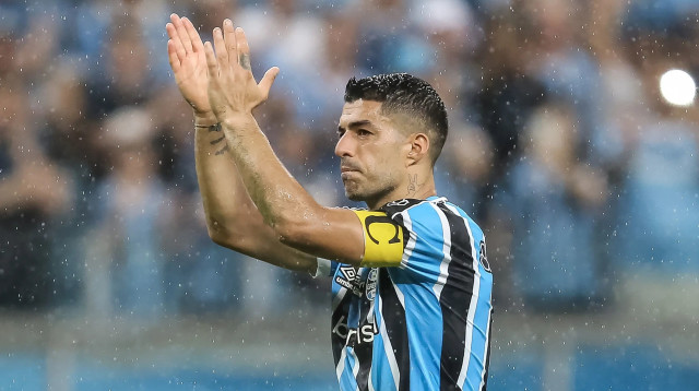 לואיס סוארס במשחקו האחרון במדי גרמיו (צילום: GettyImages, Pedro H. Tesch)