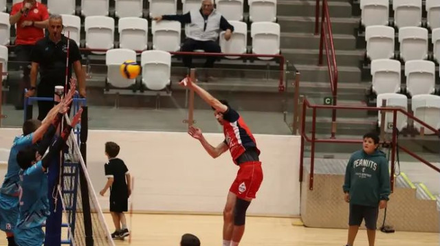 המשחק במטה אשר (צילום: אתר רשמי, שמעון קנלמן, איגוד הכדורעף)