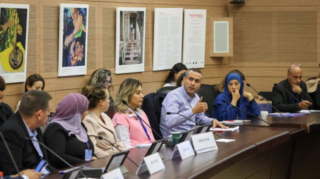 דיון משותף בנושא המענים לתושבי הכפרים הבלתי מוכרים בנגב (צילום: נועם מושקוביץ, דוברות הכנסת)