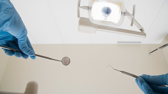 ביקור אצל רופא שיניים, אילוסטרציה (צילום: אינג אימג')