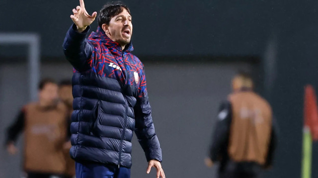 ניר ברקוביץ' מאמן הפועל אום אל פאחם (צילום: מאור אלקסלסי)