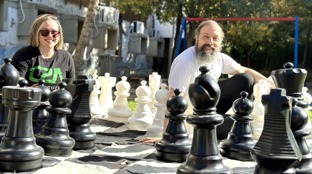 ד"ר דניאל מוסקוביץ יו"ר הוועד המנהל של "יורושחמט" ומיכל שטיין מנהלת משאבי אנוש בחברה (צילום: C2A Security)