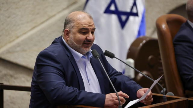 מנסור עבאס (צילום: נועם מושקוביץ')