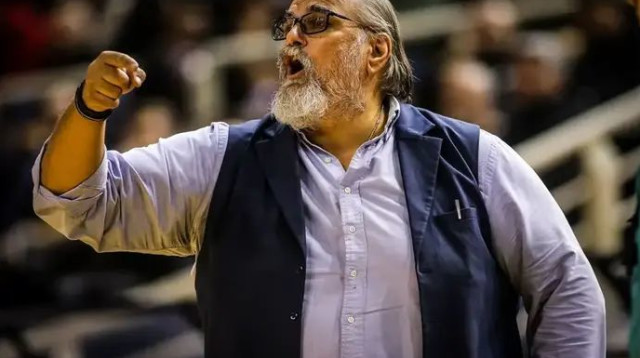 ניצחון יקרב אותם מאוד לטופ 16. דז'יקיץ' (צילום: אתר רשמי, ליגת האלופות בכדורסל)