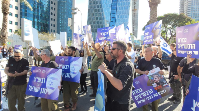 תמונות ממחאת הרבש"צים (צילום: ללא קרדיט)