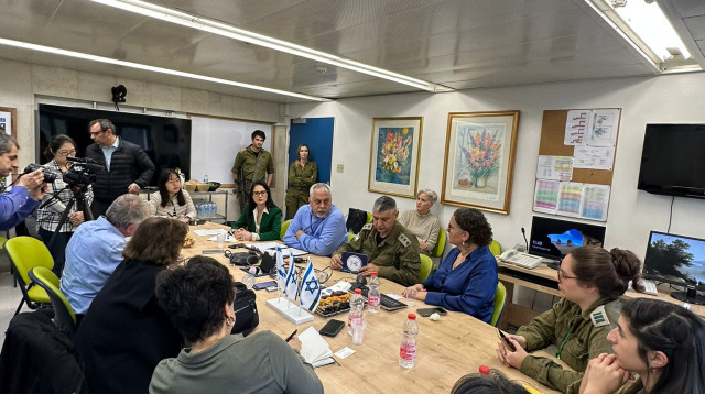 נציגי התקשורת הזרה מכל העולם בהדסה (צילום: בית החולים הדסה)