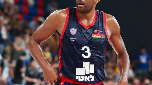 אמין סטיבנס, עירוני קרית אתא (צילום: דני מרון)