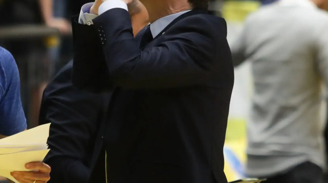 מאמן מכבי תל אביב יאניס ספרופולוס (צילום: דני מרון)