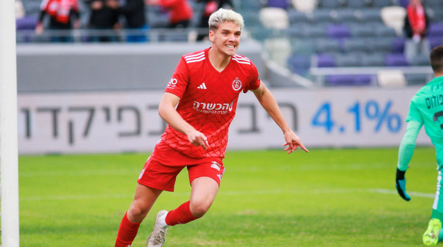 עומר סניור, הפועל תל אביב (צילום: קובי אליהו)