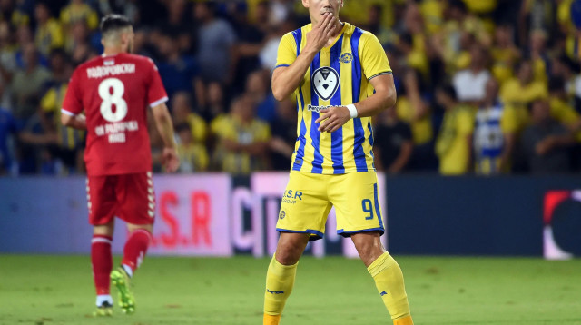 שחקן מכבי תל אביב וידאר קיארטנסון (צילום: ברני ארדוב)