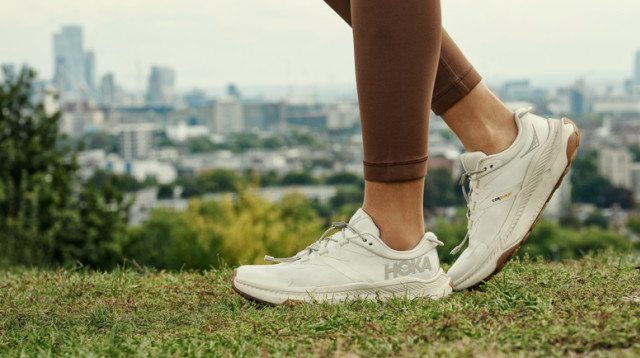 השקיעו בעצמכם ובגוף שלכם. הם הכי חשובים (צילום: באדיבות Hoka)