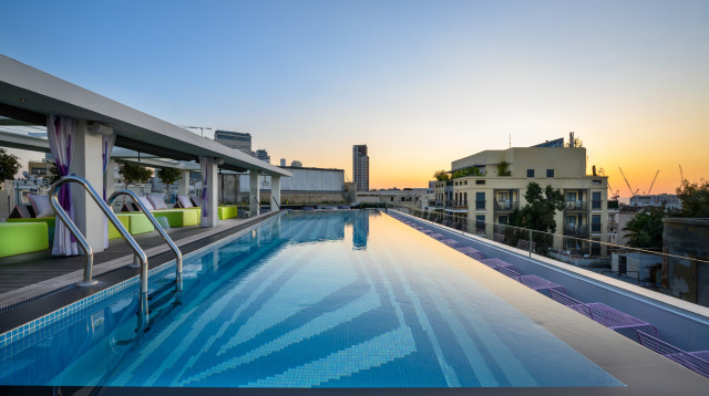 הבריכה של פולי האוס תל אביב (צילום: איה בן עזרי)