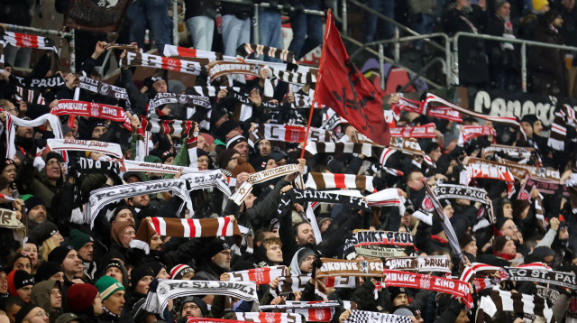 אוהדי סט. פאולי (צילום: GettyImages, Joern Pollex)