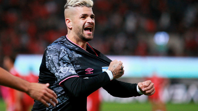 רותם חטואל שחקן הפועל באר שבע חוגג שער (צילום: קובי אליהו)