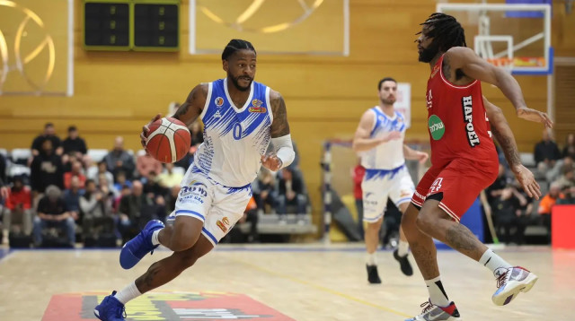 אלכס המילטון מכבי עירוני רמת גן (צילום: אתר רשמי, שקד אבן, באדיבות מכבי עירוני רמת גן)