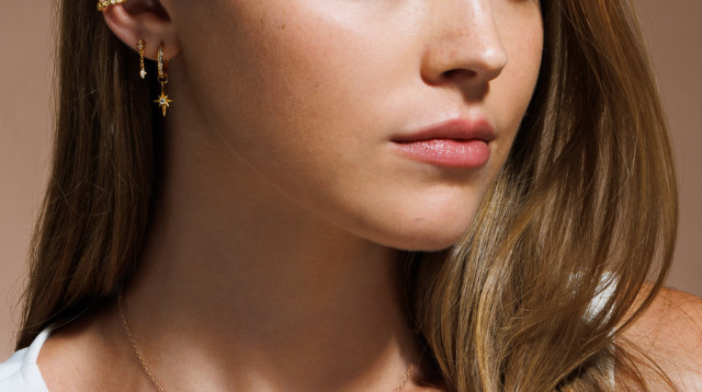 שרשרת חי של שלומית אופיר (צילום: דניאל ישר)