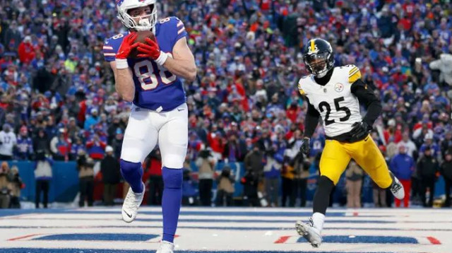 דוסון נוקס והבילס לא התקשו מול הסטילרס (צילום: אימג'בנק  GettyImages, Sarah Stier)