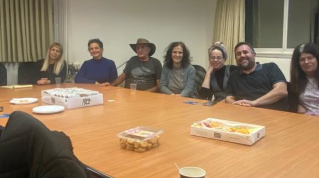 קבוצת תמיכה למשפחות חללי מלחמת ״חרבות ברזל״ שתרמו איברים (צילום: המרכז הלאומי להשתלות)