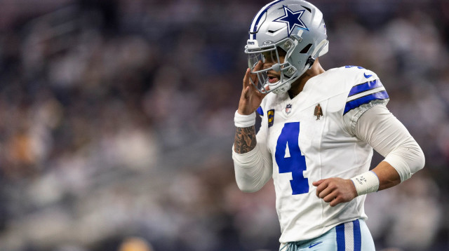 דאק פרסקוט אחרי המשחק מול גרין ביי (צילום: GettyImages)