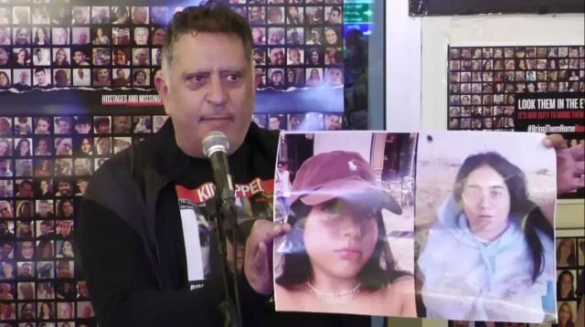 אלי אלבג, אבא של לירי אלבג (צילום: צילום מסך, מטה המאבק להשבת החטופים)