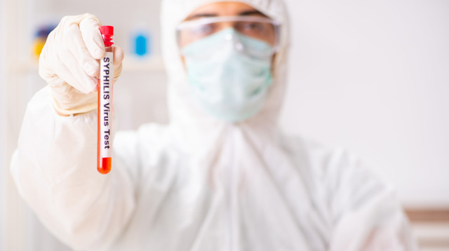 עגבת (צילום: אינג'אימג')