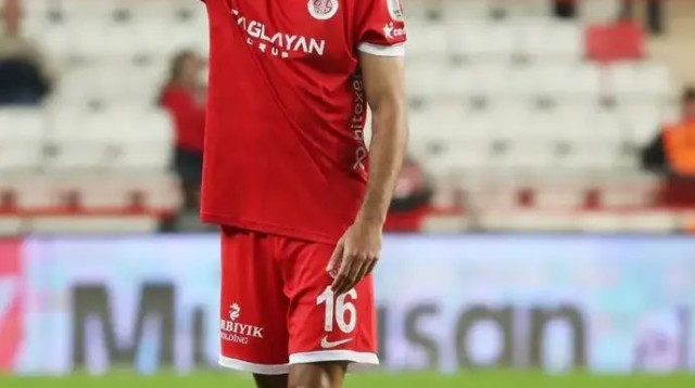 רמזי ספורי (צילום: אתר רשמי, אנטליאספור)