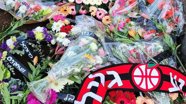 הלוויית ליאור ליובין ז"ל (צילום: שלומי גבאי)