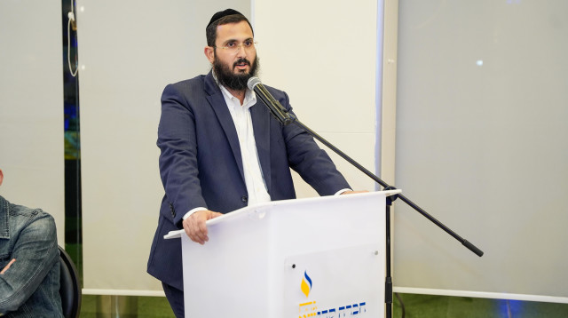 מנכ"ל חברה קדישא ראשון לציון ניסים אלקסלסי (צילום: חברה קדישא ראשון לציון)