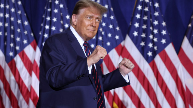 דונלדט טראמפ חוגג את הניצחון בפריימריז בניו המפשייר (צילום: רויטרס)