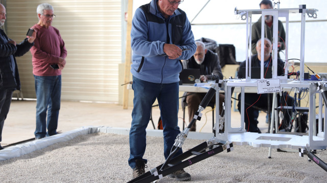  ניסוי המדמה את נחיתת "בראשית 2" (צילום: spaceIL)