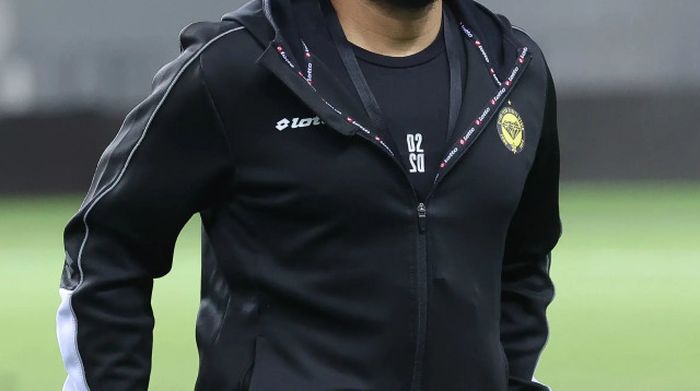 אלמוג כהן מנהל מקצועי מכבי נתניה (צילום: ברני ארדוב)