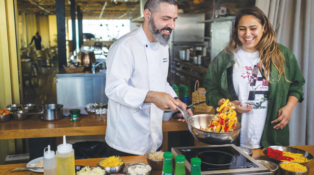 מבשלים עם קנור (צילום: יח"צ)