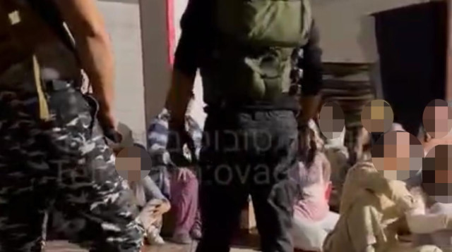 מתוך סרטון חמאס (צילום: רשתות ערביות)