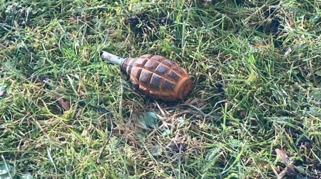 החפץ החשוד שאותר ליד שגרירות ישראל בשבדיה (צילום: סוכנויות הידיעות)