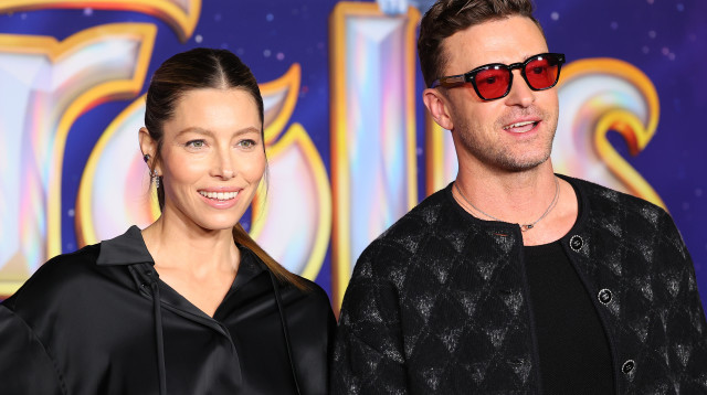 ג'סטין טימברלייק וג'סיקה ביל (צילום: Leon Bennett gettyimages)