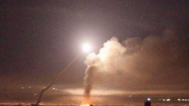 תקיפת ארה"ב בסוריה (צילום: רשתות ערביות)