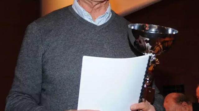 שדר הספורט המיתולוגי ניסים קיוויתי מקבל פרס מפעל חיים (צילום: ברני ארדוב)